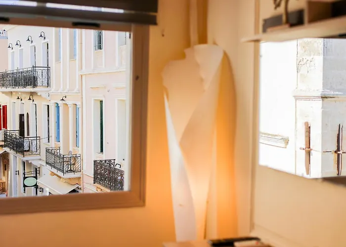 The Botanist Rooms, Ritzou